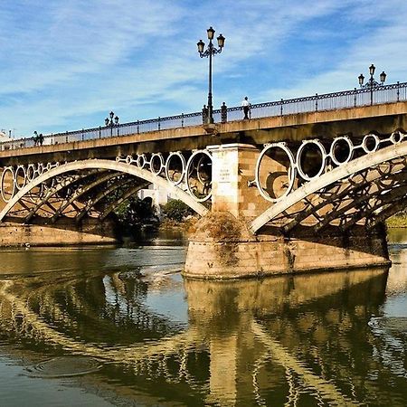 Apartamento En La Mejor Zona De Triana, Junto Al Puente Sevilla Exterior foto